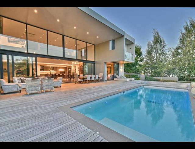 5 BEDROOM HOUSE FOR SALE IN BRYANSTON